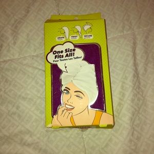 Hair twist dry towel